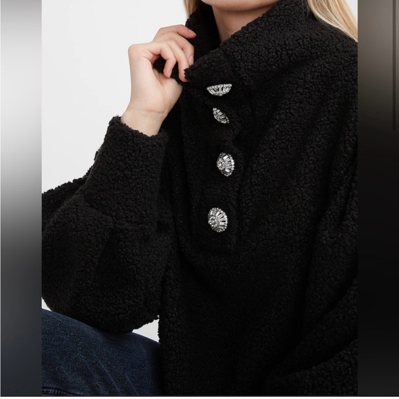 Express Teddy Sherpa Large w/ Crystal button embellishments - Picture 4 of 8